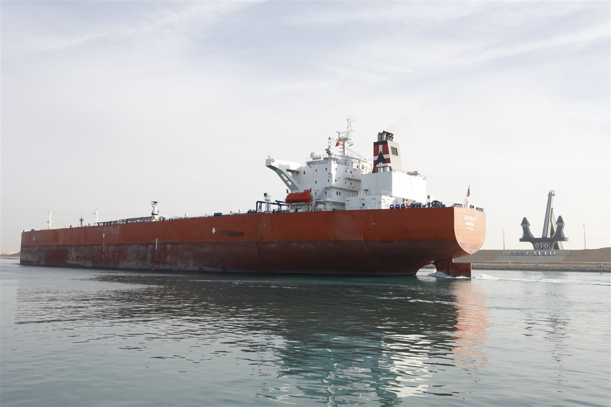 جانب من عبور السفينة، فيتو