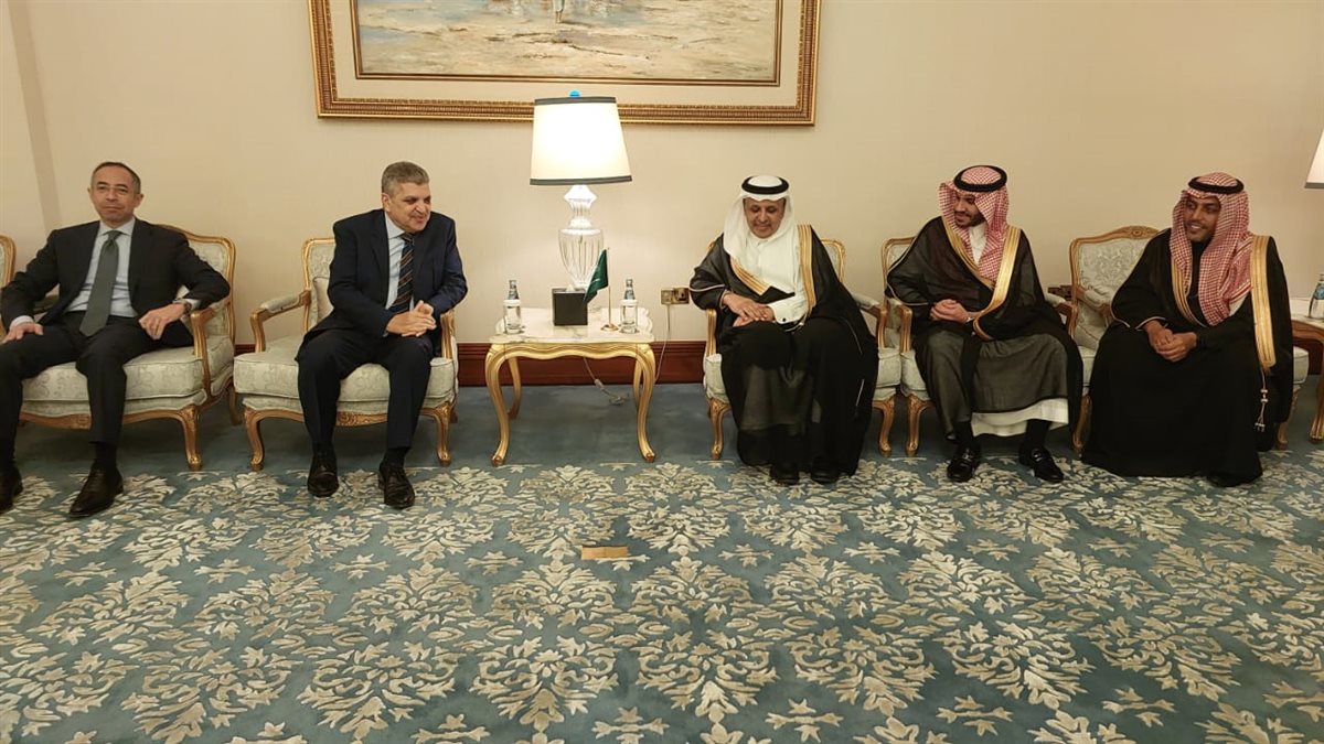 جانب من اللقاء، فيتو