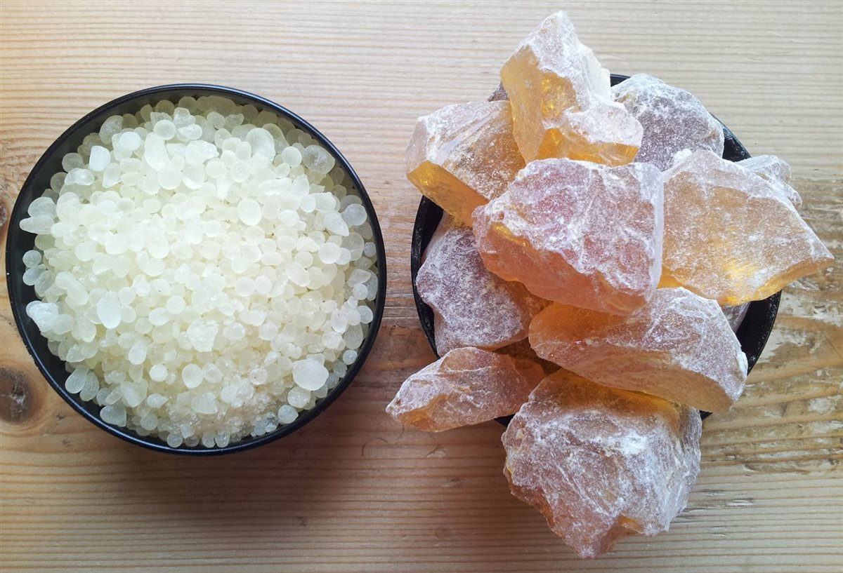 المستكة للبشرة