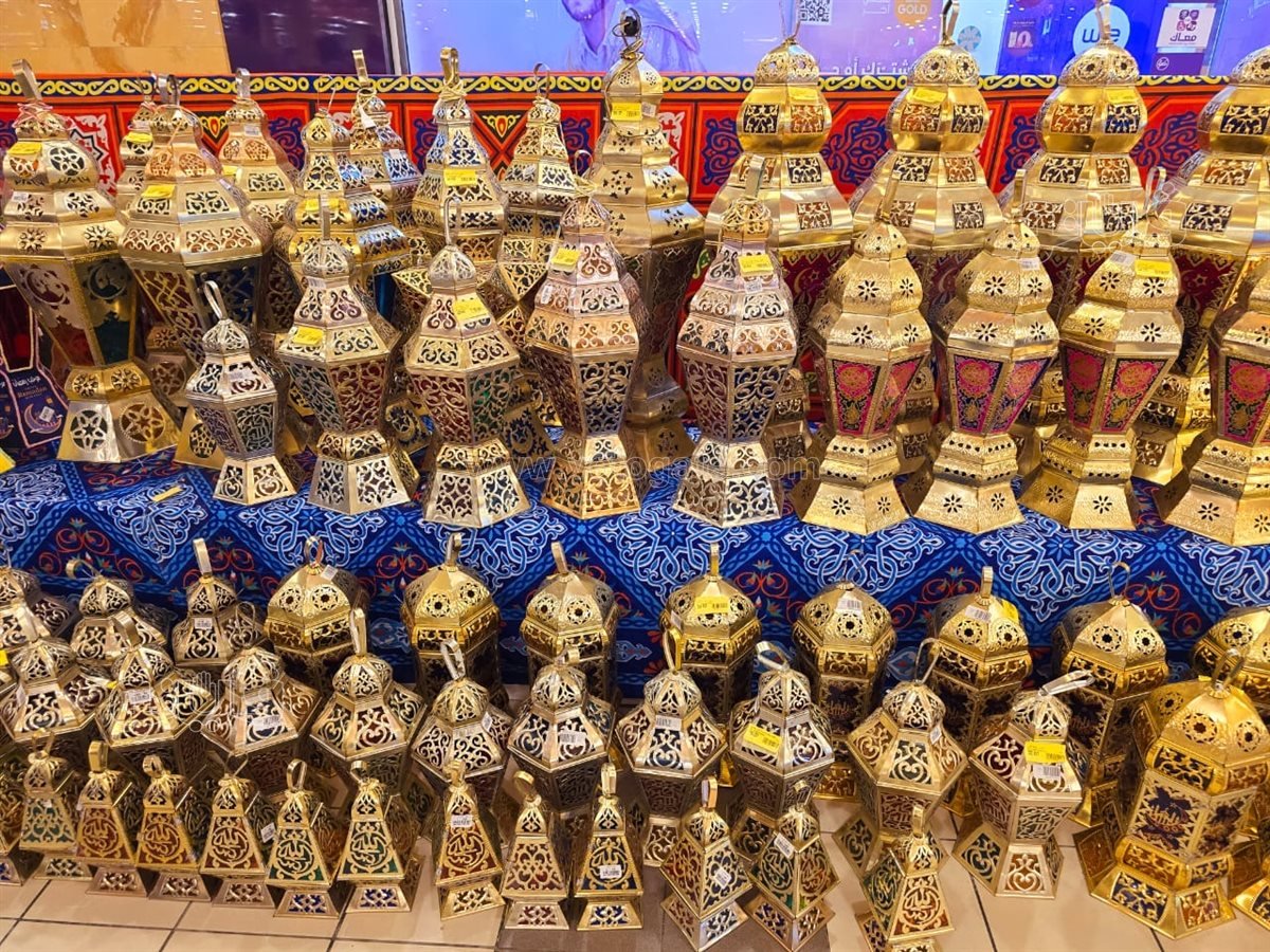 <strong> فوانيس رمضان 2025</strong>