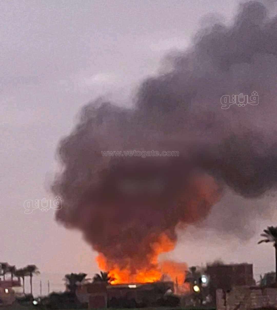 الدفع بسيارات إطفاء للسيطرة على حريق مصنع بالشرقية،فيتو