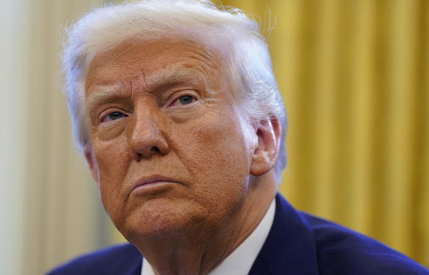 تراجع الرئيس الأمريكي دونالد ترامب، فيتو