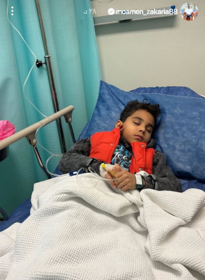 مؤمن زكريا ينشر صورة نجله مالك داخل المستشفى، فيتو