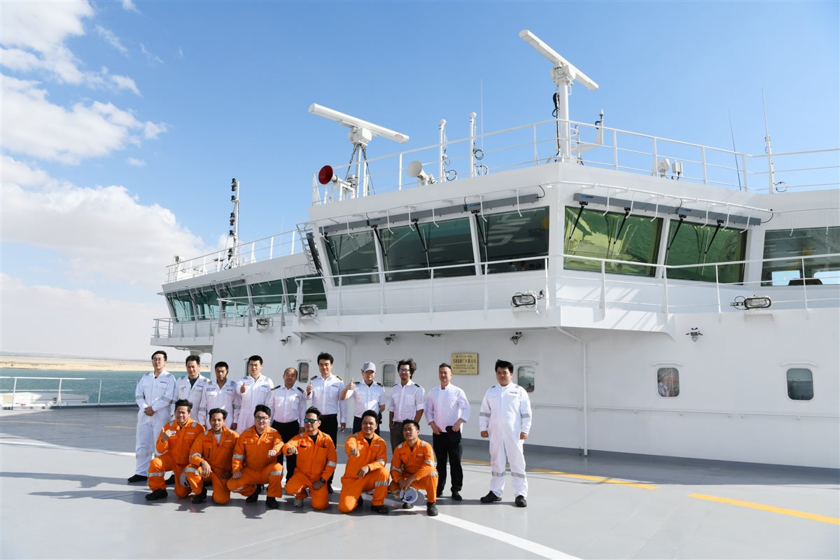 جانب من عبور السفينة،فيتو