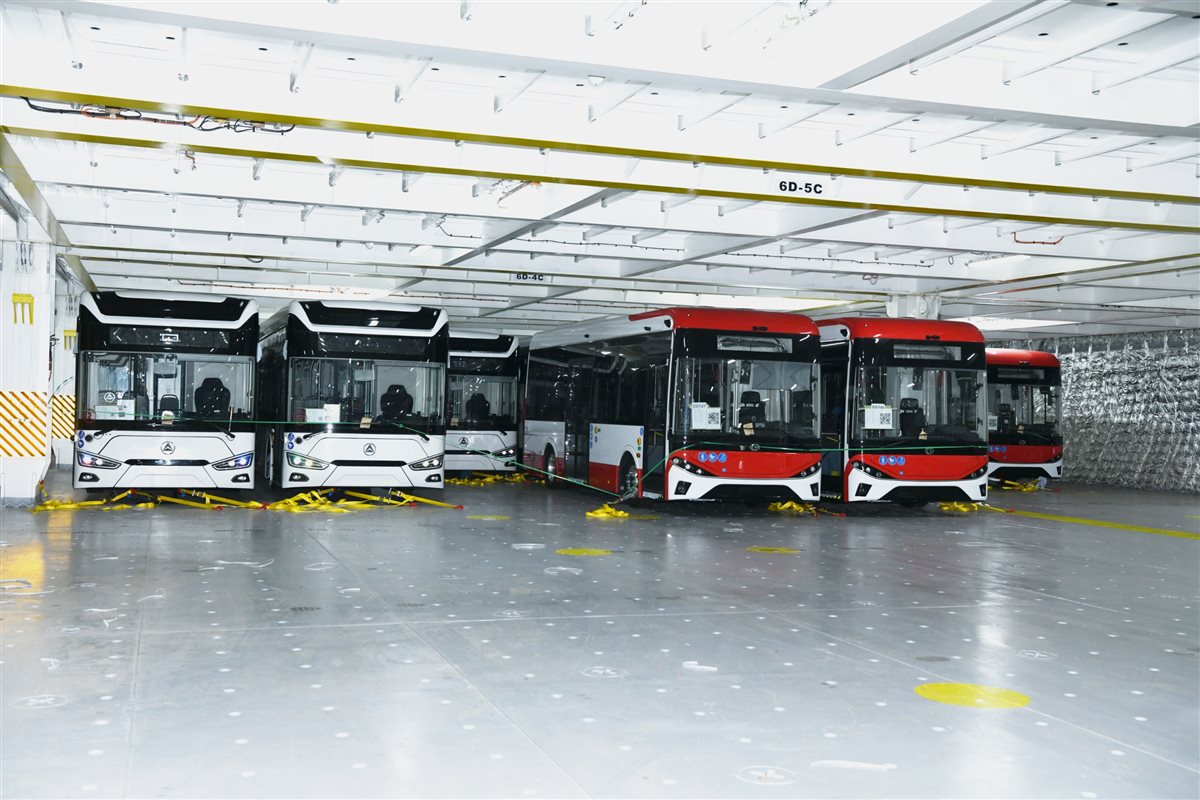 جانب من عبور السفينة،فيتو