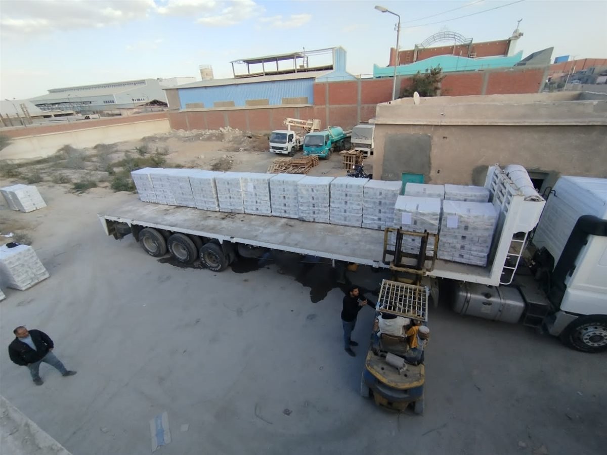 جانب من القافلة،فيتو