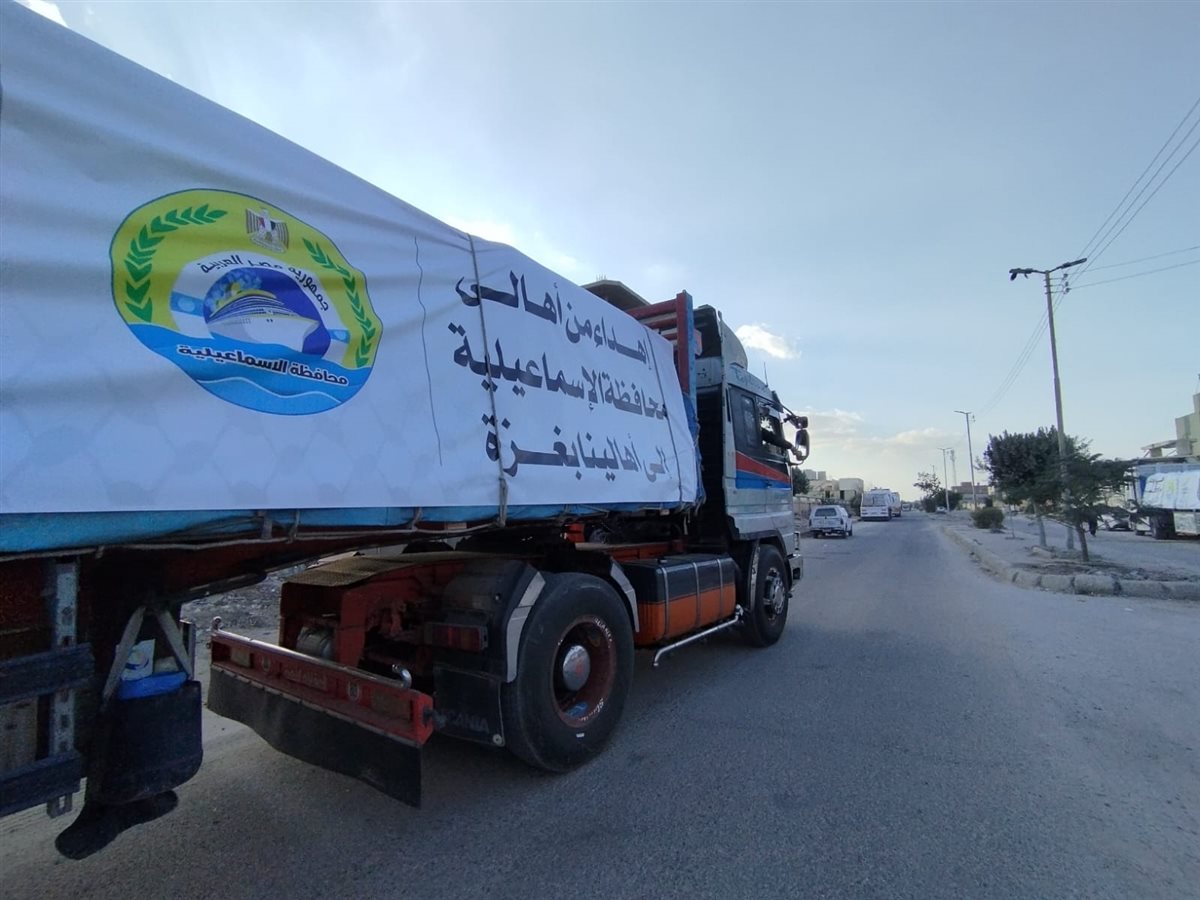 جانب من القافلة،فيتو