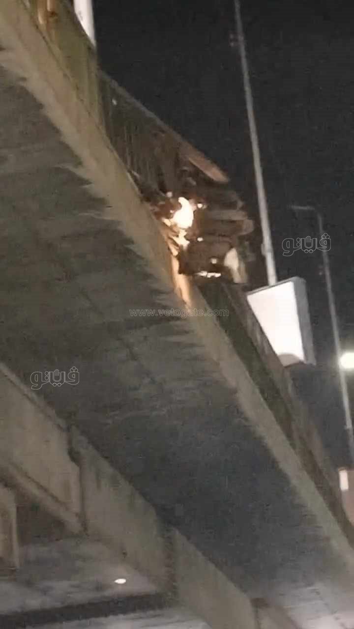 تكدس مروري بالشرقية بسبب سقوط سيارة من أعلى كوبري الصاغة،فيتو