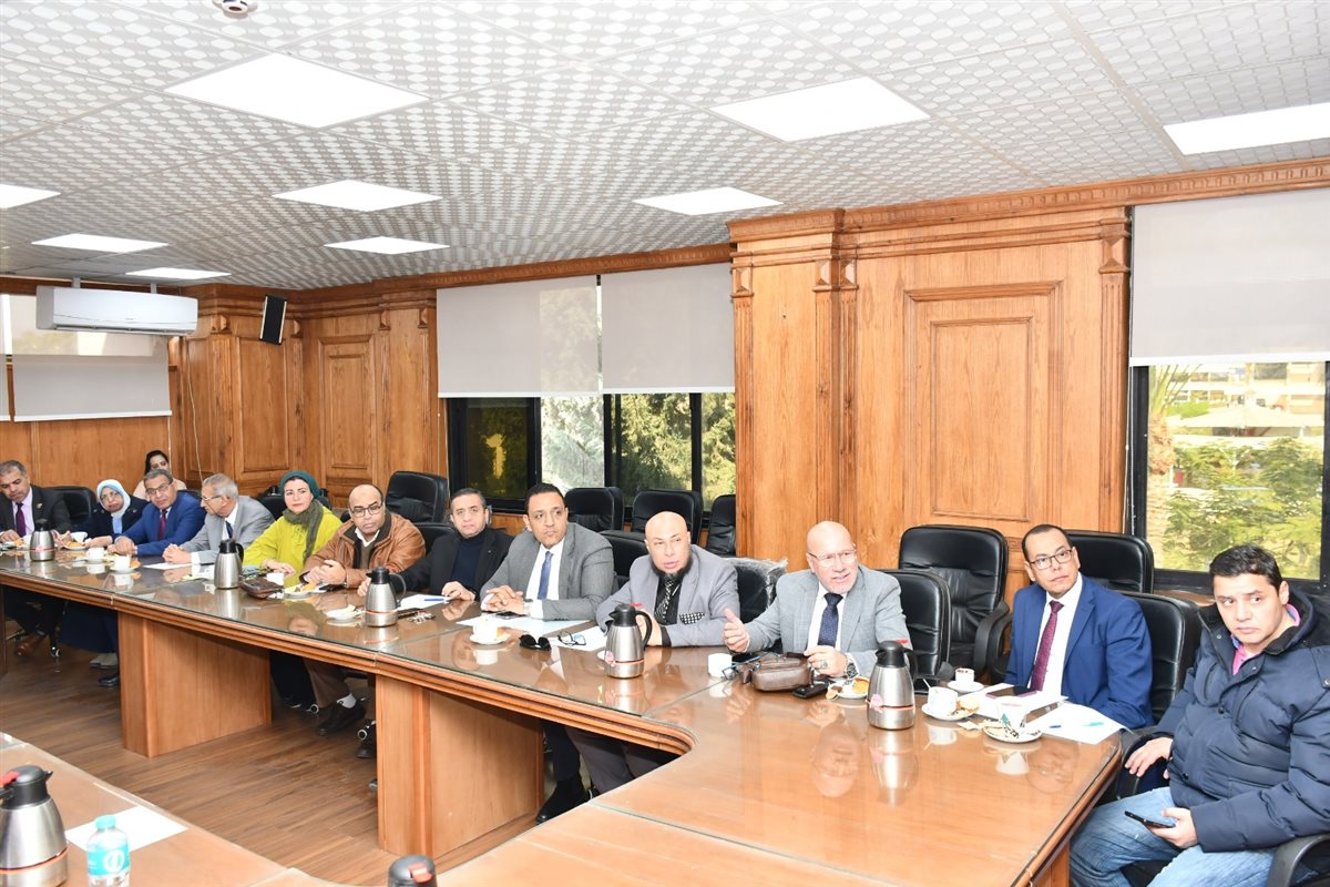 جانب من الاجتماع، فيتو