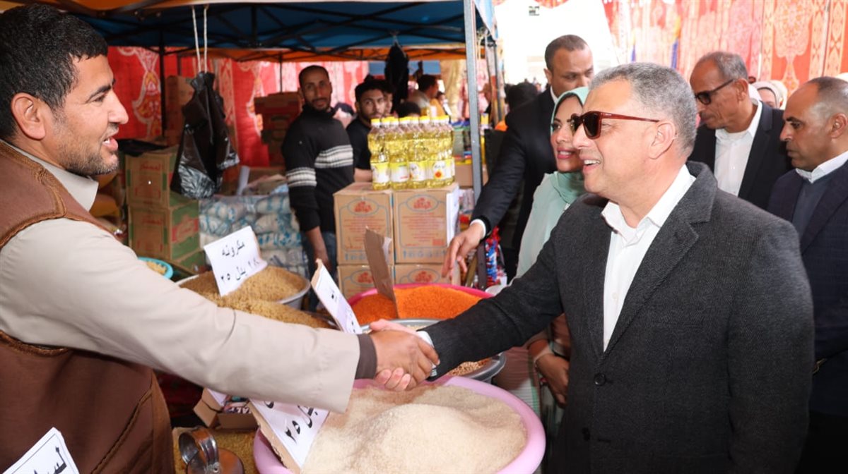 افتتاح سوق اليوم الواحد،فيتو