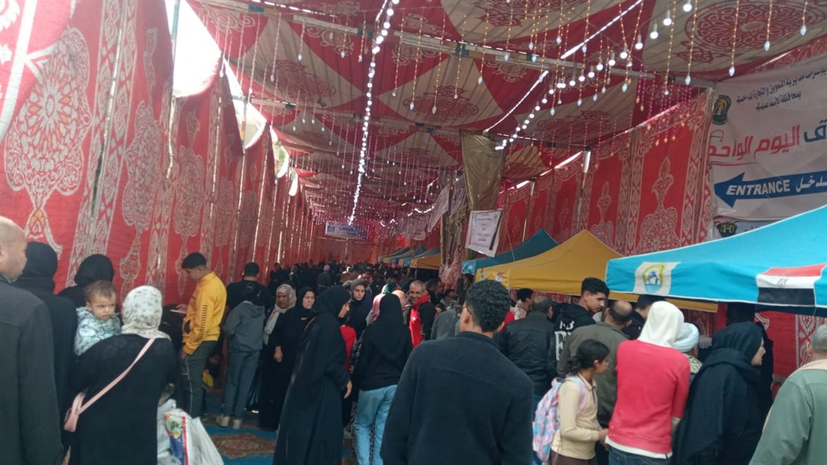 افتتاح سوق اليوم الواحد،فيتو