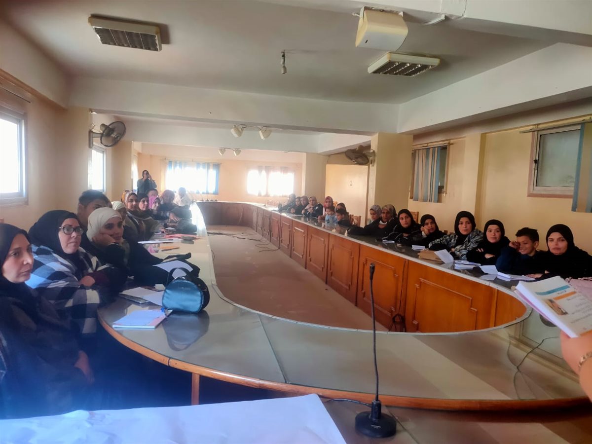 جانب من جهود هيئة تعليم الكبار، فيتو