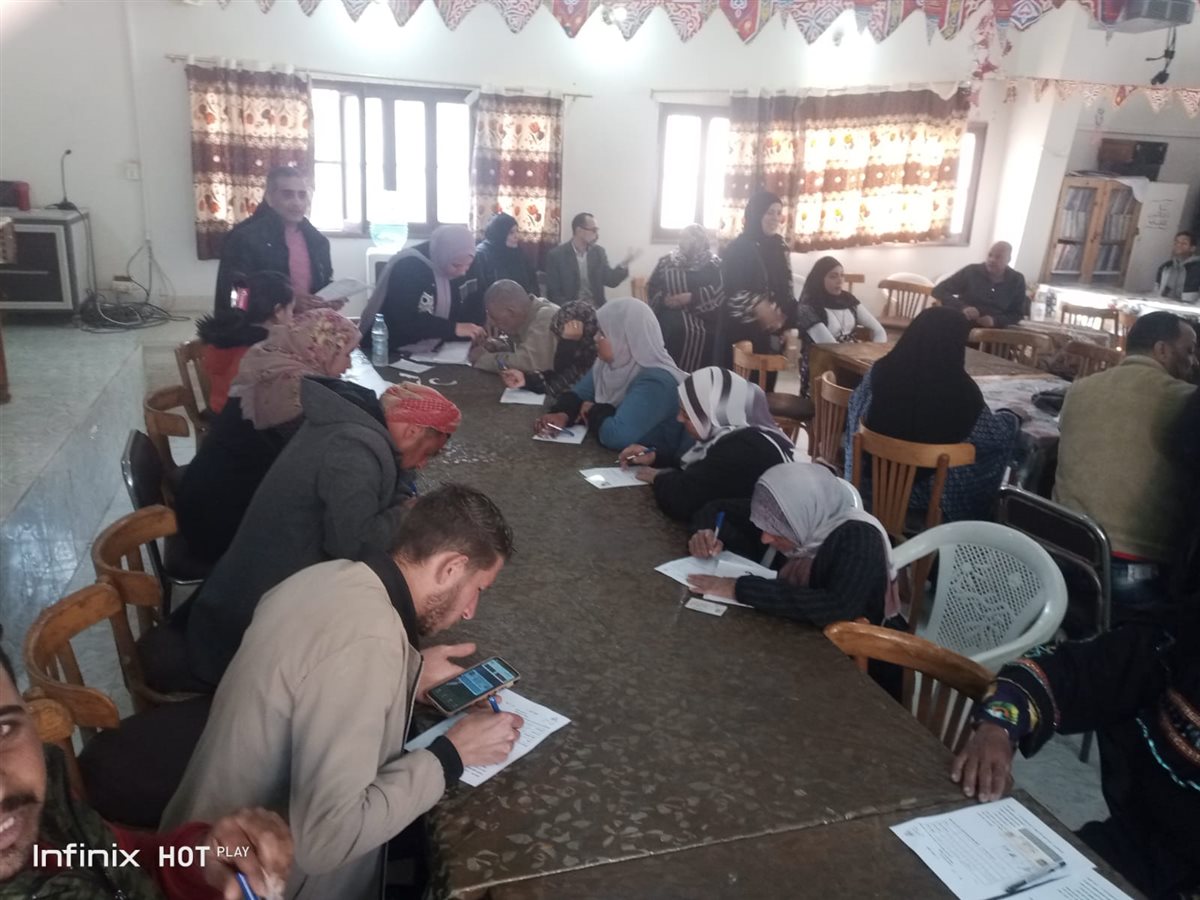 جانب من جهود هيئة تعليم الكبار، فيتو