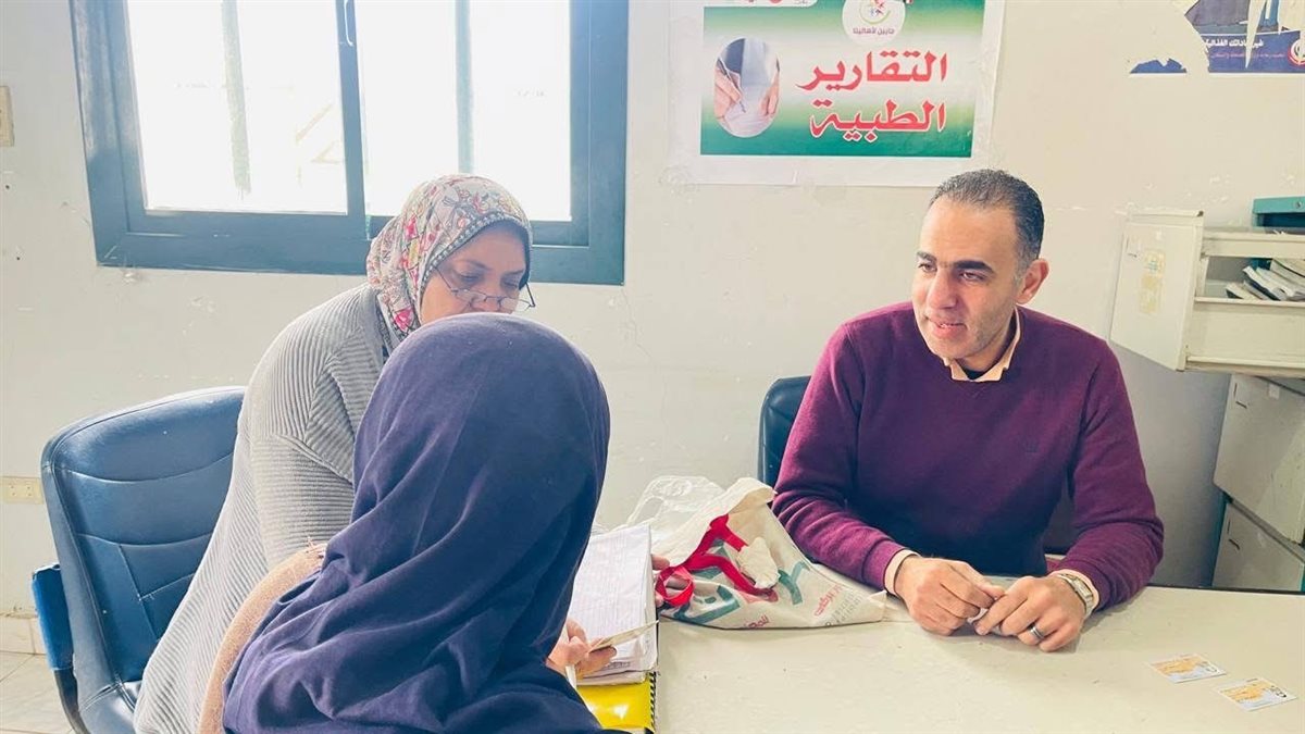الكشف على 873 مواطنا خلال قافلة طبية مجانية بالبحيرة، فيتو