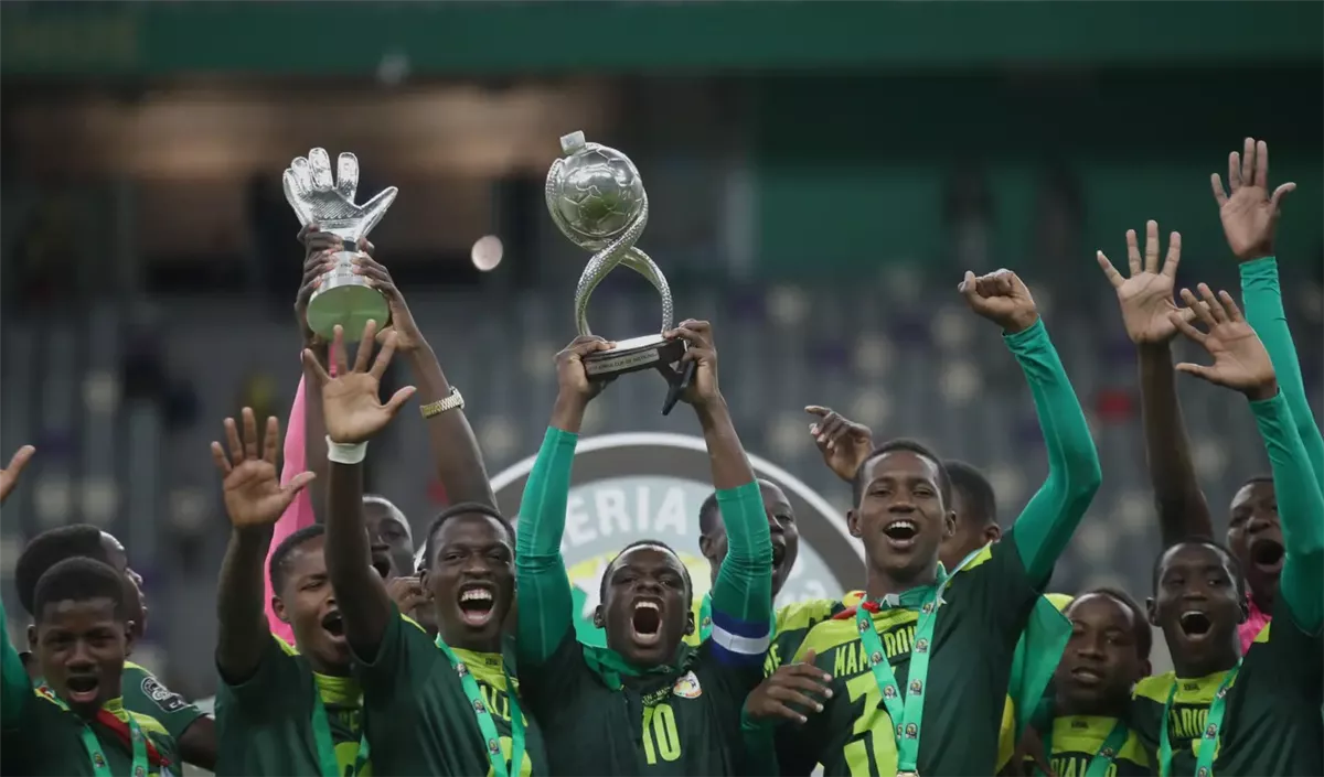 منتخب نيجيريا تحت 17 سنة، فيتو