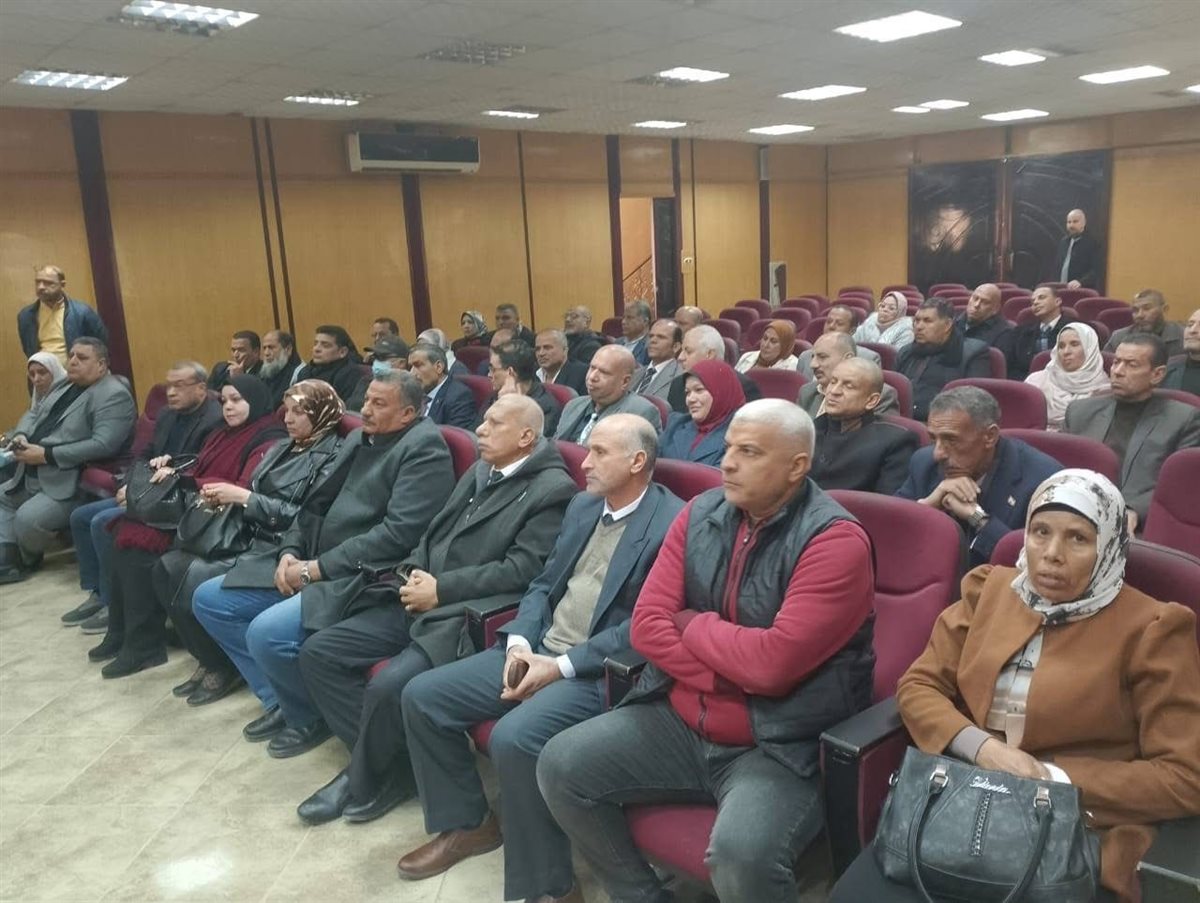 وكيل تعليم البحيرة يجري المقابلات الشخصية لتجديد تكليف 880 للعاملين بالوزارة، فيتو