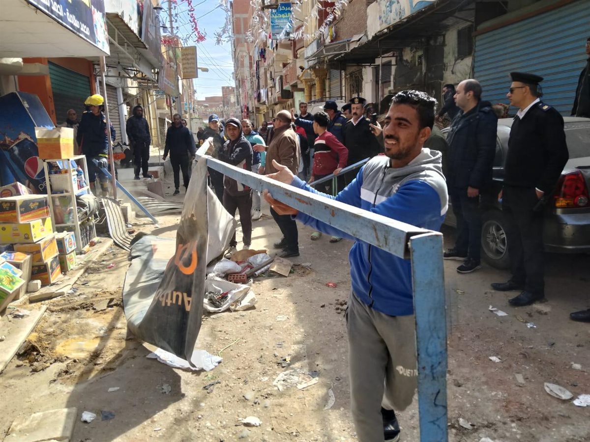 جانب من الحملة،فيتو