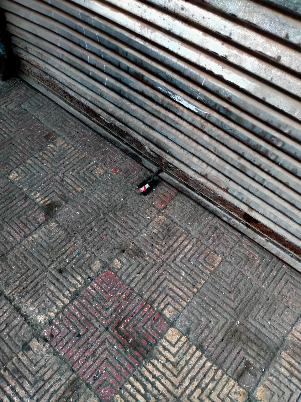 جانب من غلق الورش،فيتو