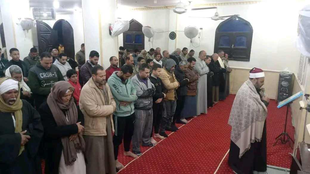 أجواء روحانية في صلاة التراويح بالشرقية،فيتو2<br>