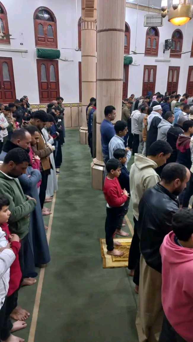 أجواء روحانية في صلاة التراويح بالشرقية،فيتو8<br>