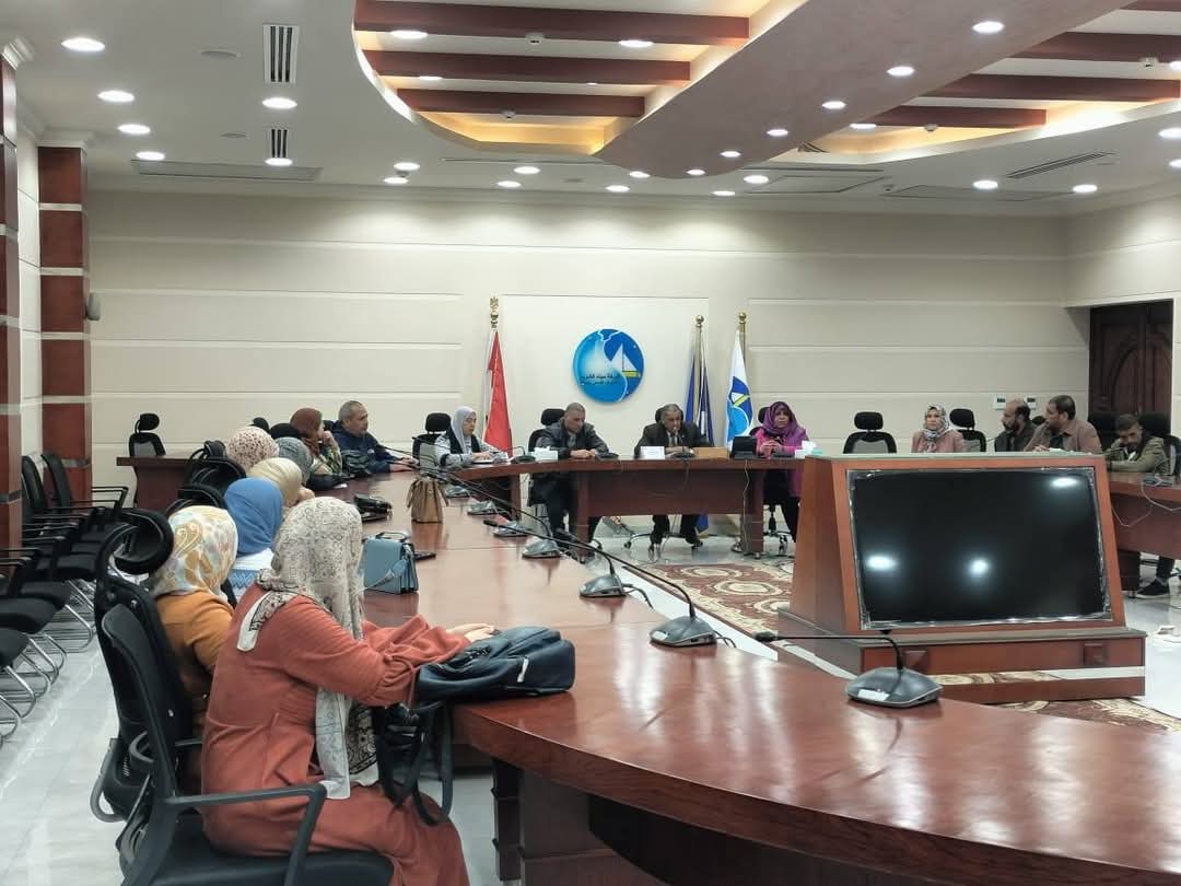 ندوة حول الإصحاح البيئي والتشريعات البيئية للمياه