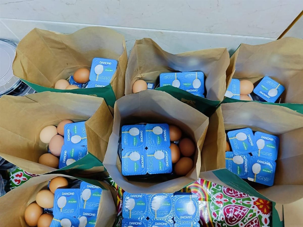 جانب من موائد الافطار،فيتو