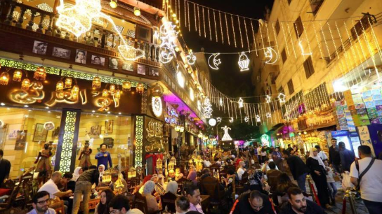 زينة وفوانيس رمضان في مصر حاجة تانية، فيتو