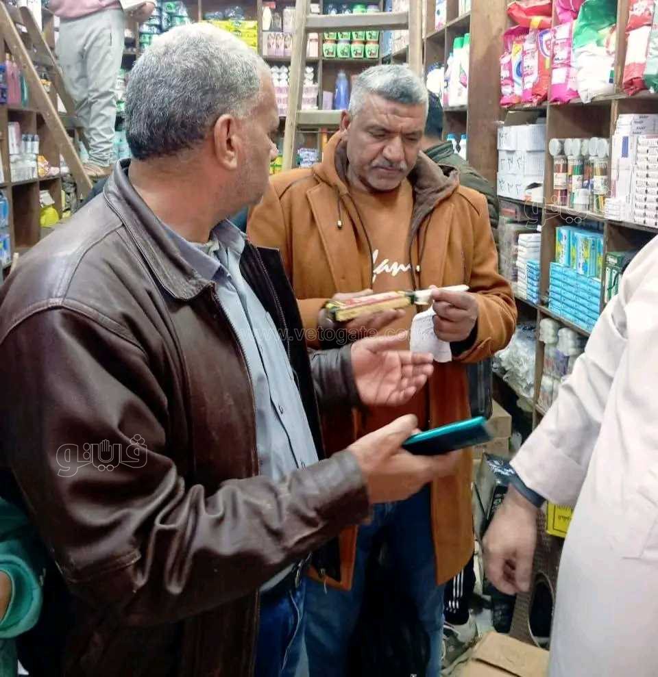 حملات مكثفة على المحال التجارية لضبط أصحابها ممن يقوموا ببيع الألعاب النارية،فيتو7