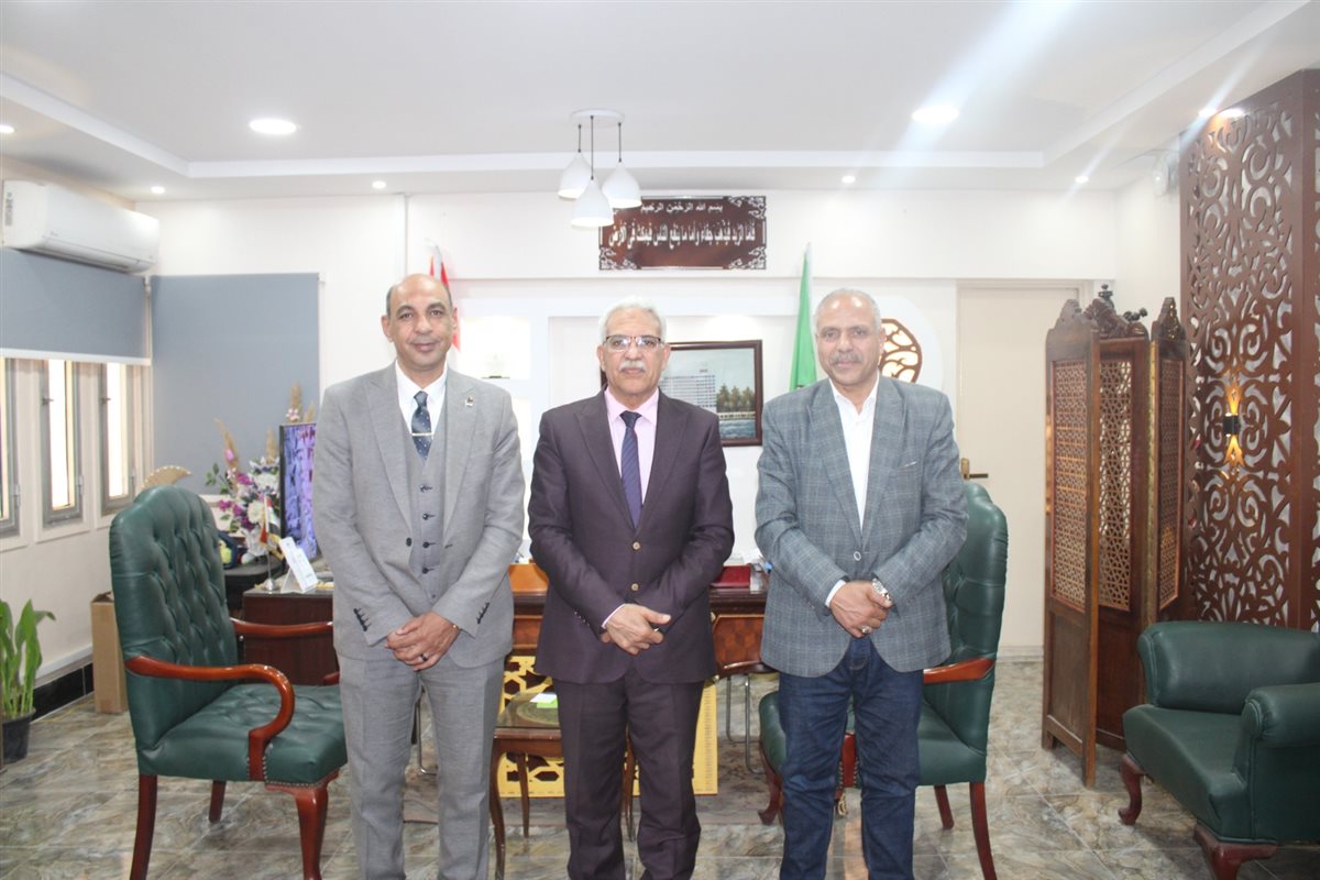 جانب من التكريم، فيتو