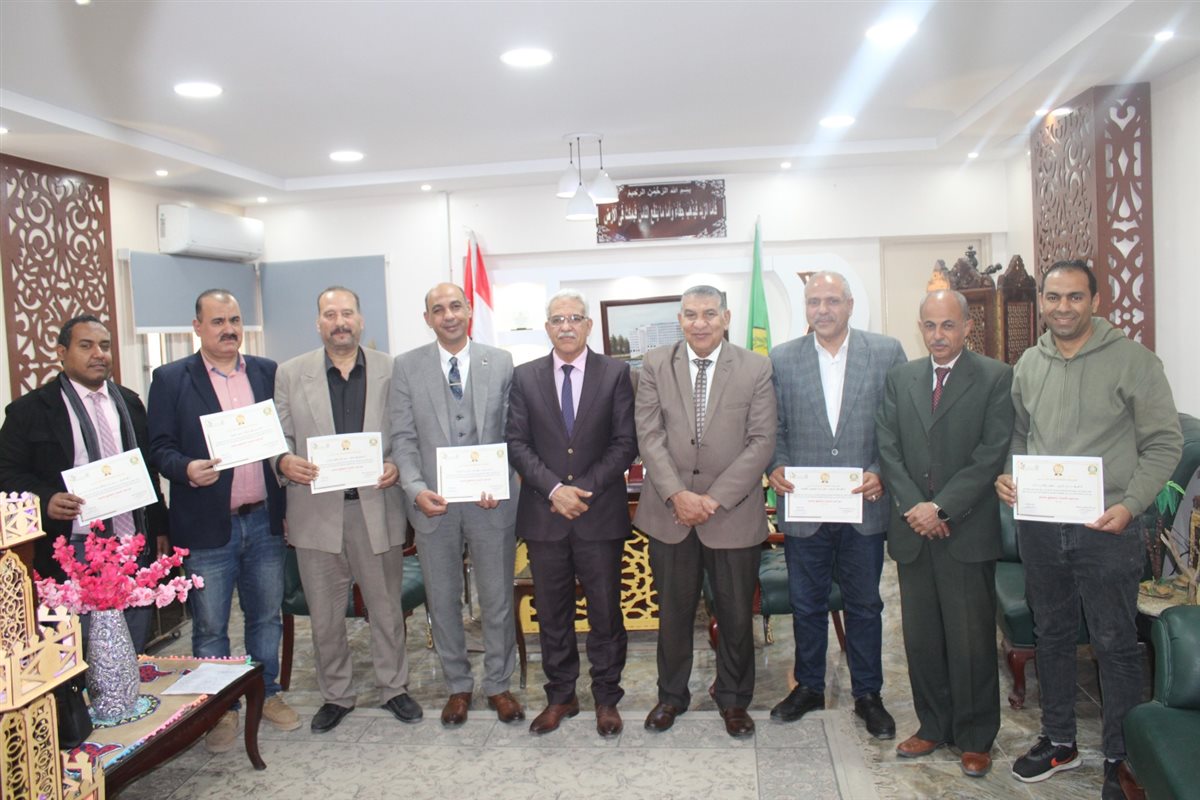 جانب من التكريم، فيتو