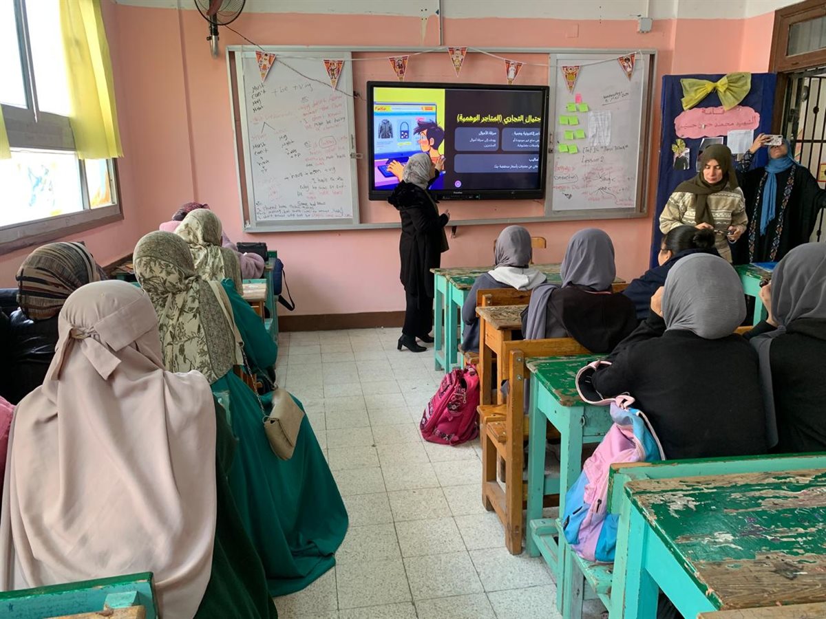 جانب من فعاليات الندوة، فيتو