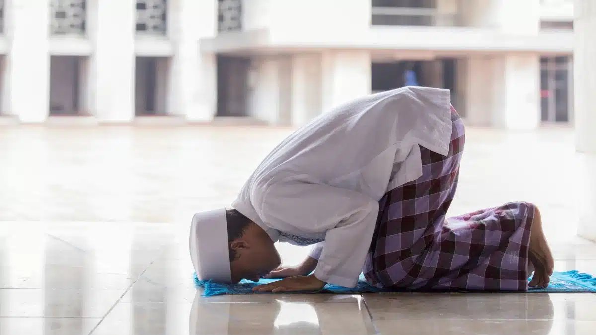 موعد اذان الفجر