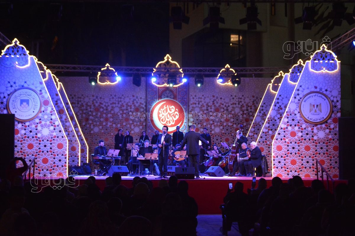 الموسيقى العسكرية تحتفل بذكرى انتصارات العاشر من رمضان بالأوبرا (23)