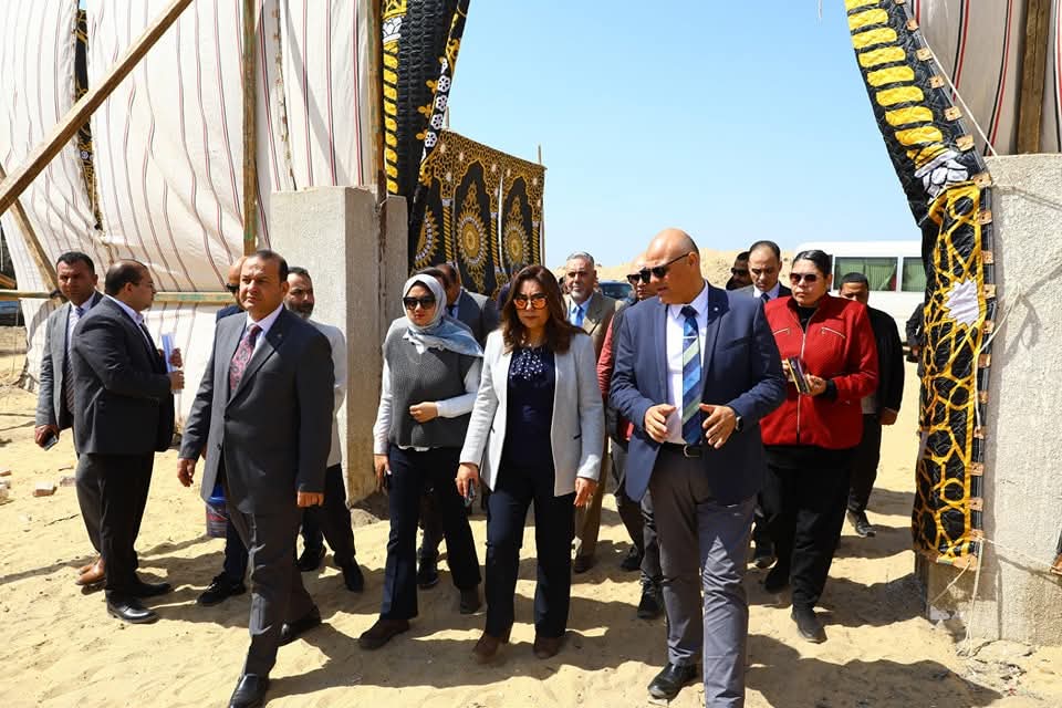 وزيرة التنمية المحلية في زيارة للخانكة،فيتو