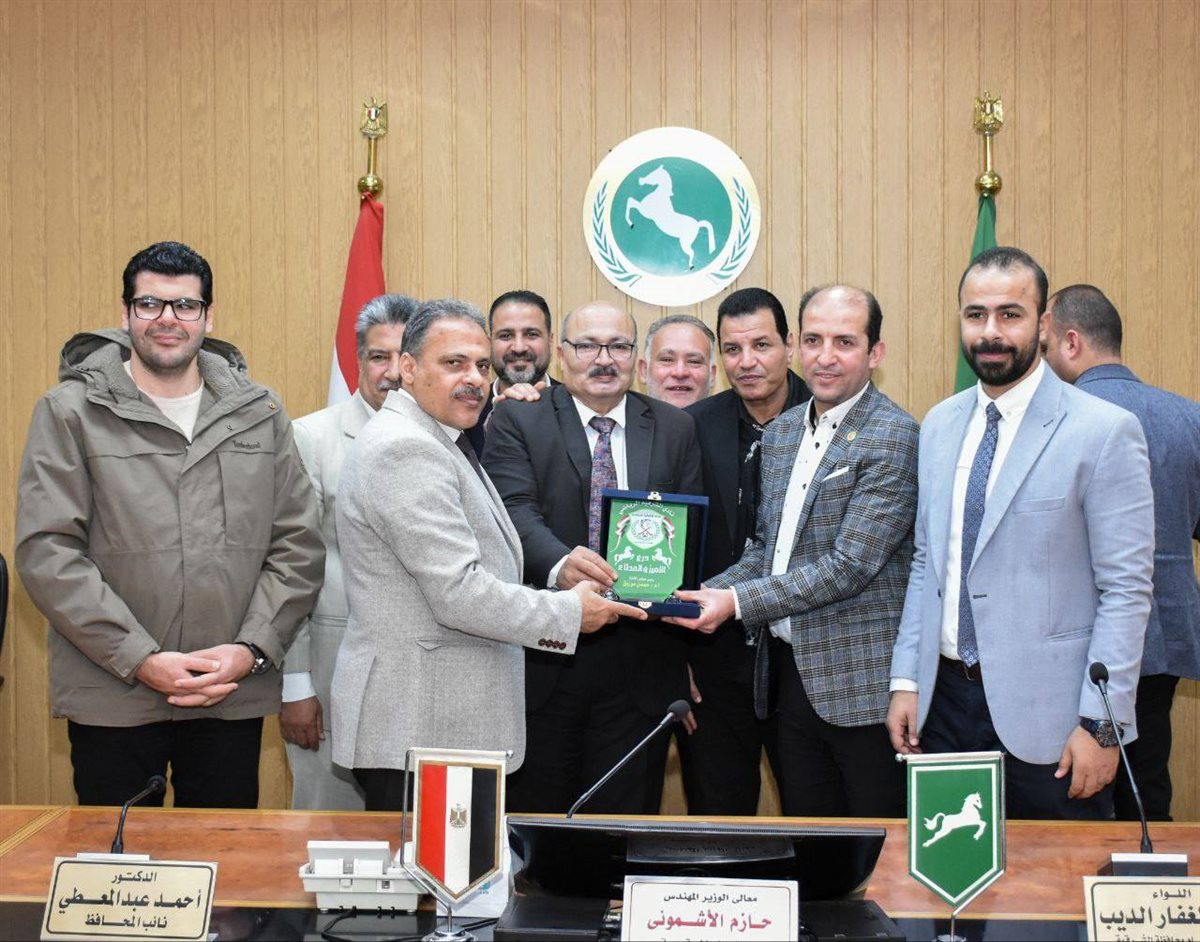 تكريم المحافظ لهوكى الشرقية -فيتو