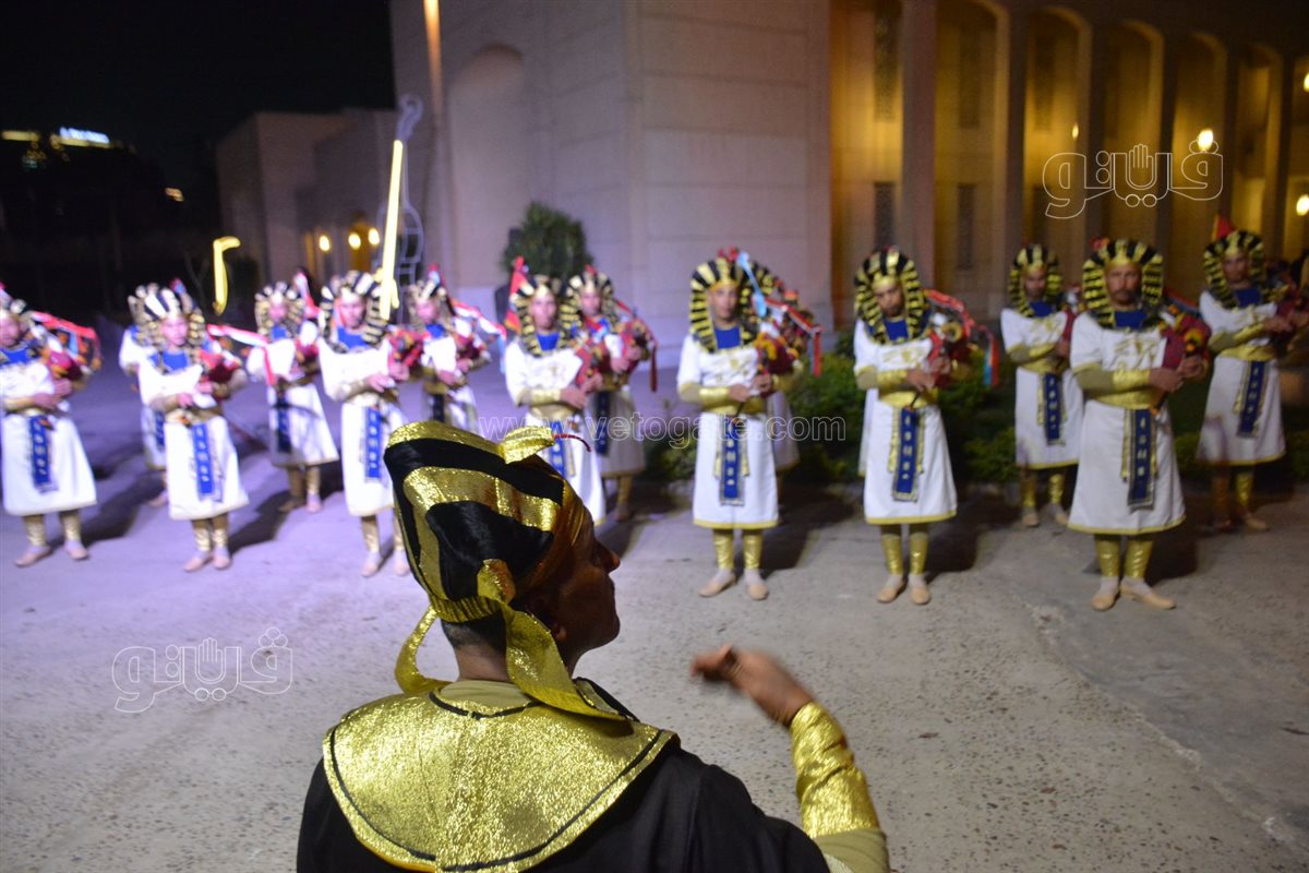 الموسيقى العسكرية تحتفل بذكرى انتصارات العاشر من رمضان بالأوبرا (6)