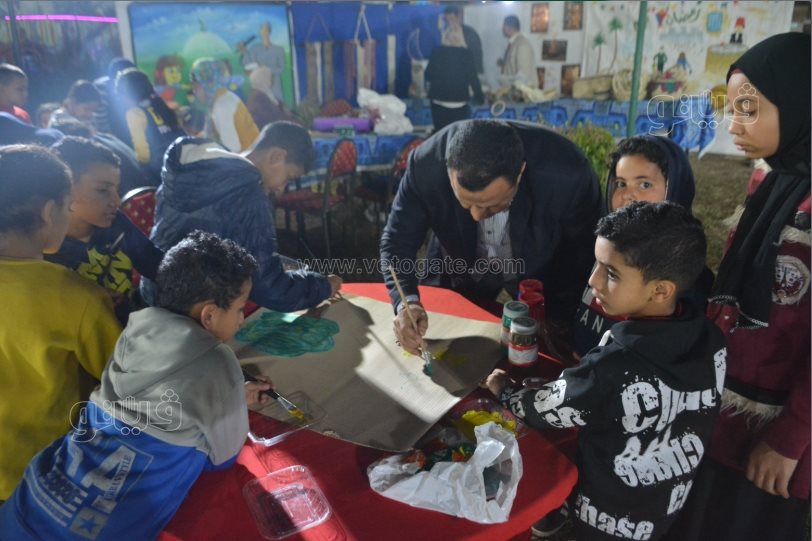 بالتنورة والأزياء الفلكلورية، القومي لثقافة الطفل يفتتح ليالي رمضان بالسيدة زينب (12)