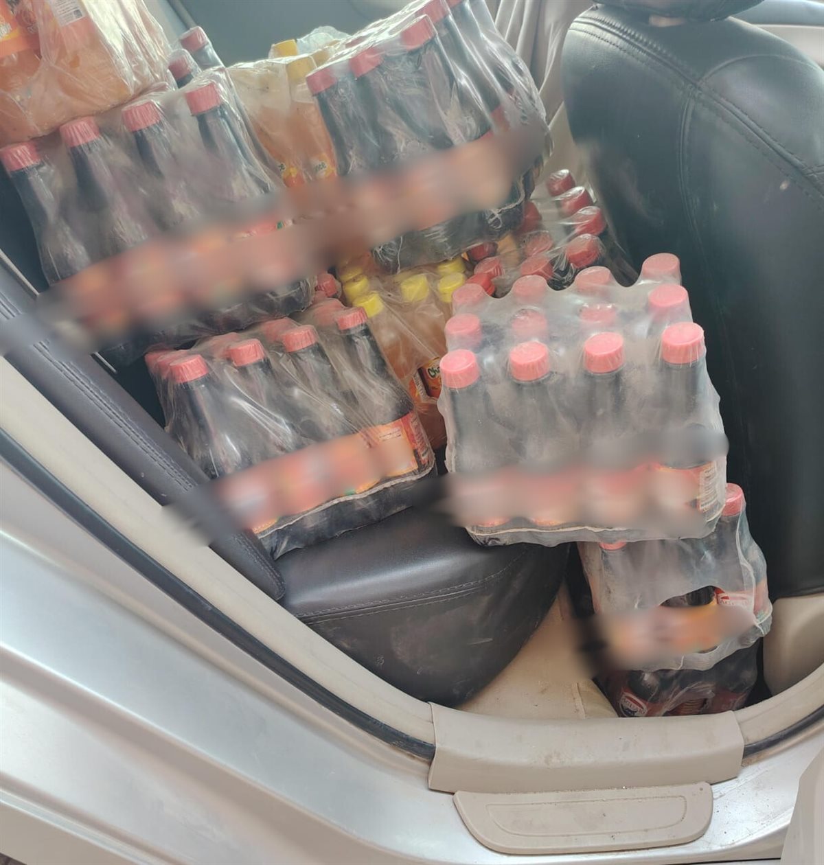 ضبط كميات كبيرة من المواد الغذائية والمشروبات منتهية الصلاحية