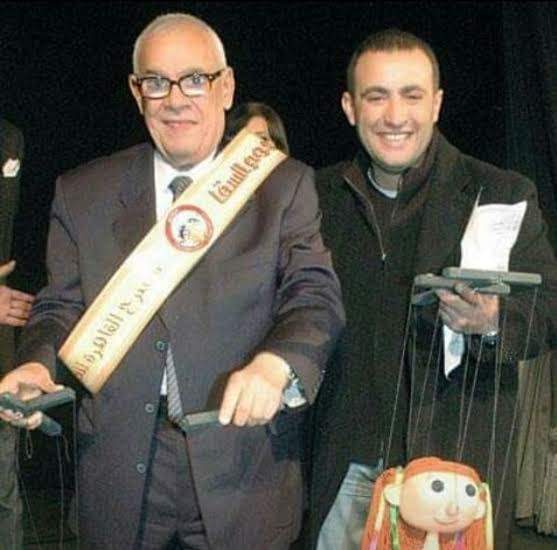 صلاح السقا أثناء تكريمه فى أحد المهرجانات