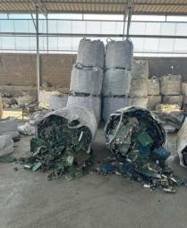 ضبط مصنع فى كرداسة وبداخله كميات من النفايات الإلكترونية الخطرة لإعادة تدويرها <br>