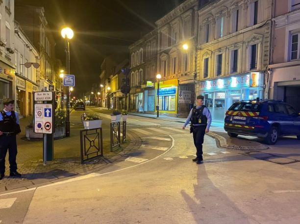 احتجاز رهائن فى فرنسا، فيتو