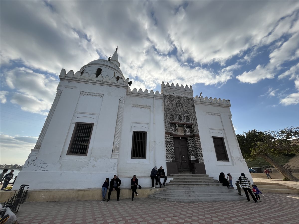 مسجد ابو مندور بمدينة رشيد بالبحيرة، فيتو
