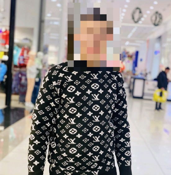 باحث فرنسي يتهم طالب مصري باختراق أكس، فيتو