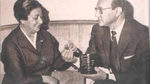 أم كلثوم وعبد الوهاب ولقاء السحاب