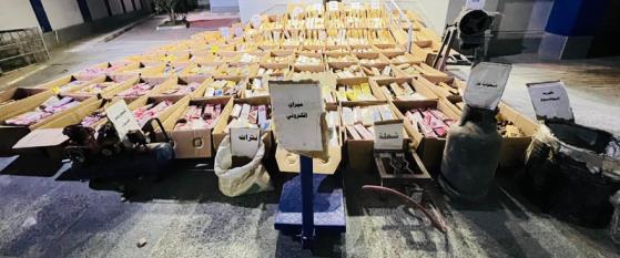 ضبط ورشتين لتصنيع الألعاب النارية بداخلهما 4 مليون قطعة ألعاب نارية بالفيوم