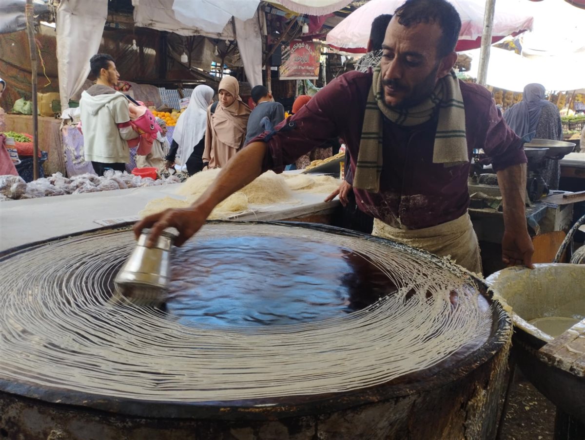 صناعة الكنافة اليدوية بالبحيرة، فيتو