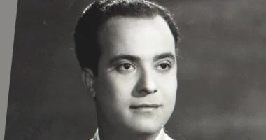 المطرب كارم محمود