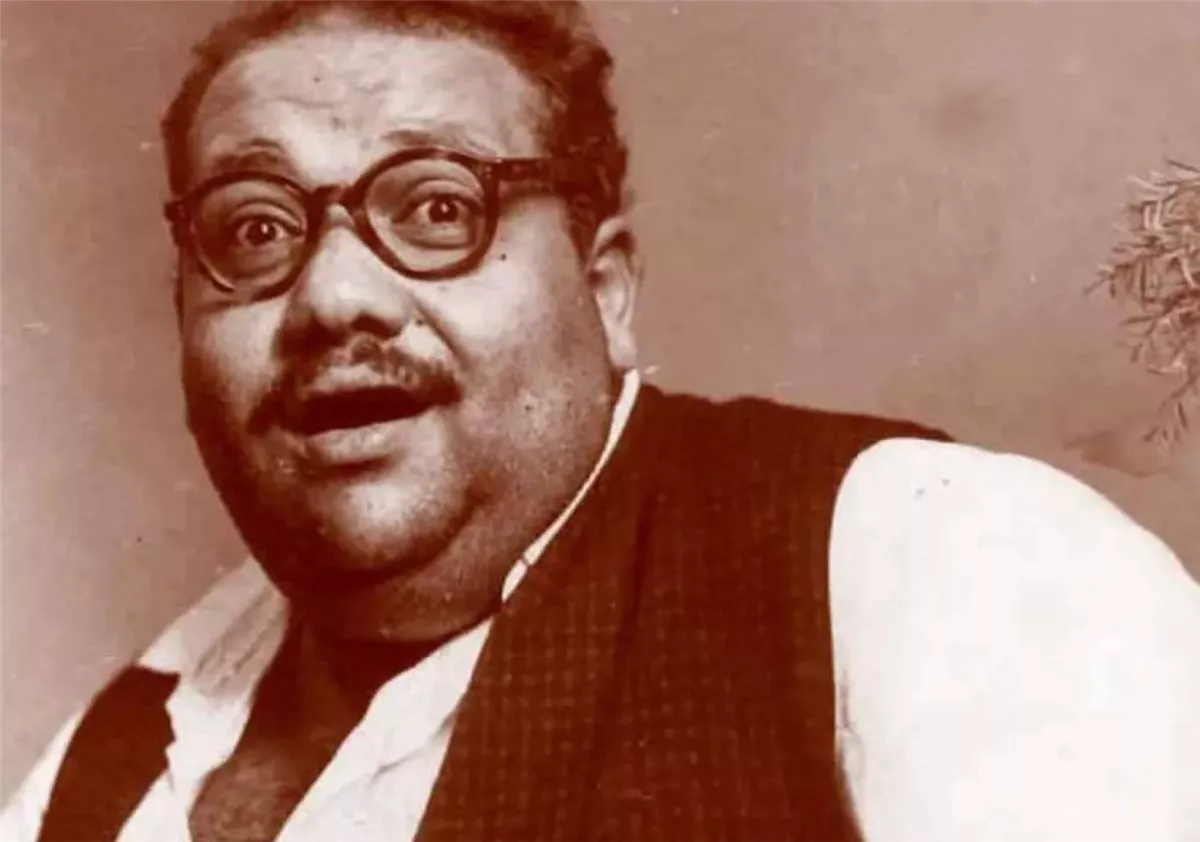 الفنان الراحل صلاح جاهين