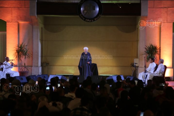 إقبال جماهيري كبير، الشيخ ياسين التهامى يبدع بأنشودة أنا المحب بالأوبرا (10)