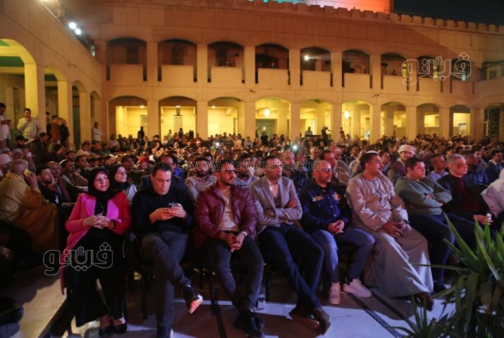 إقبال جماهيري كبير، الشيخ ياسين التهامى يبدع بأنشودة أنا المحب بالأوبرا (13)